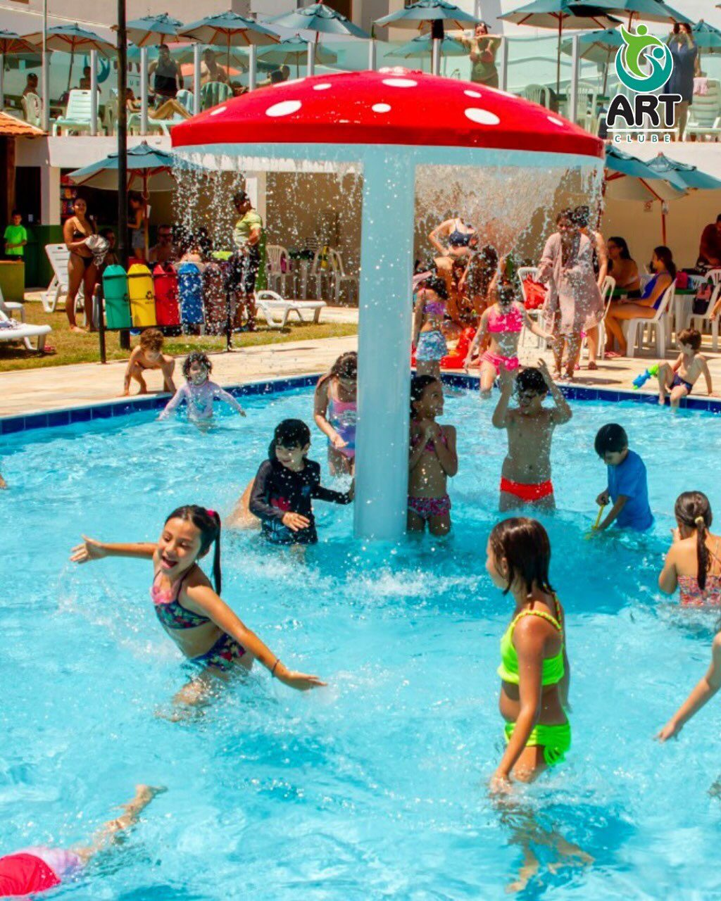 Instagram post from artclubeoficial. This post is in position 11.