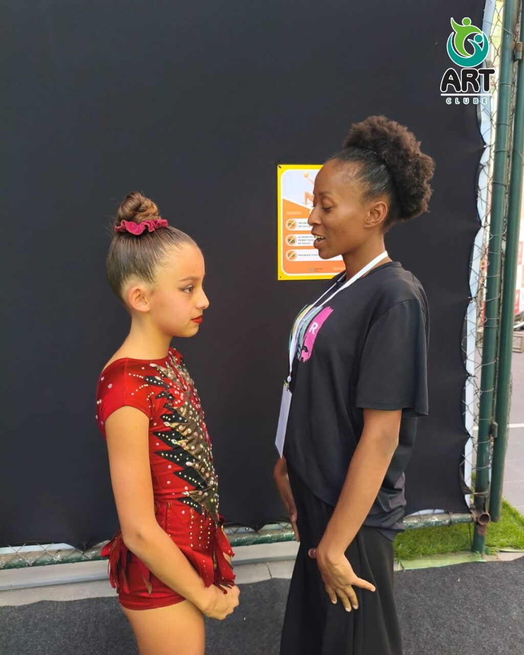 Instagram post from artclubeoficial. This post is in position 9.