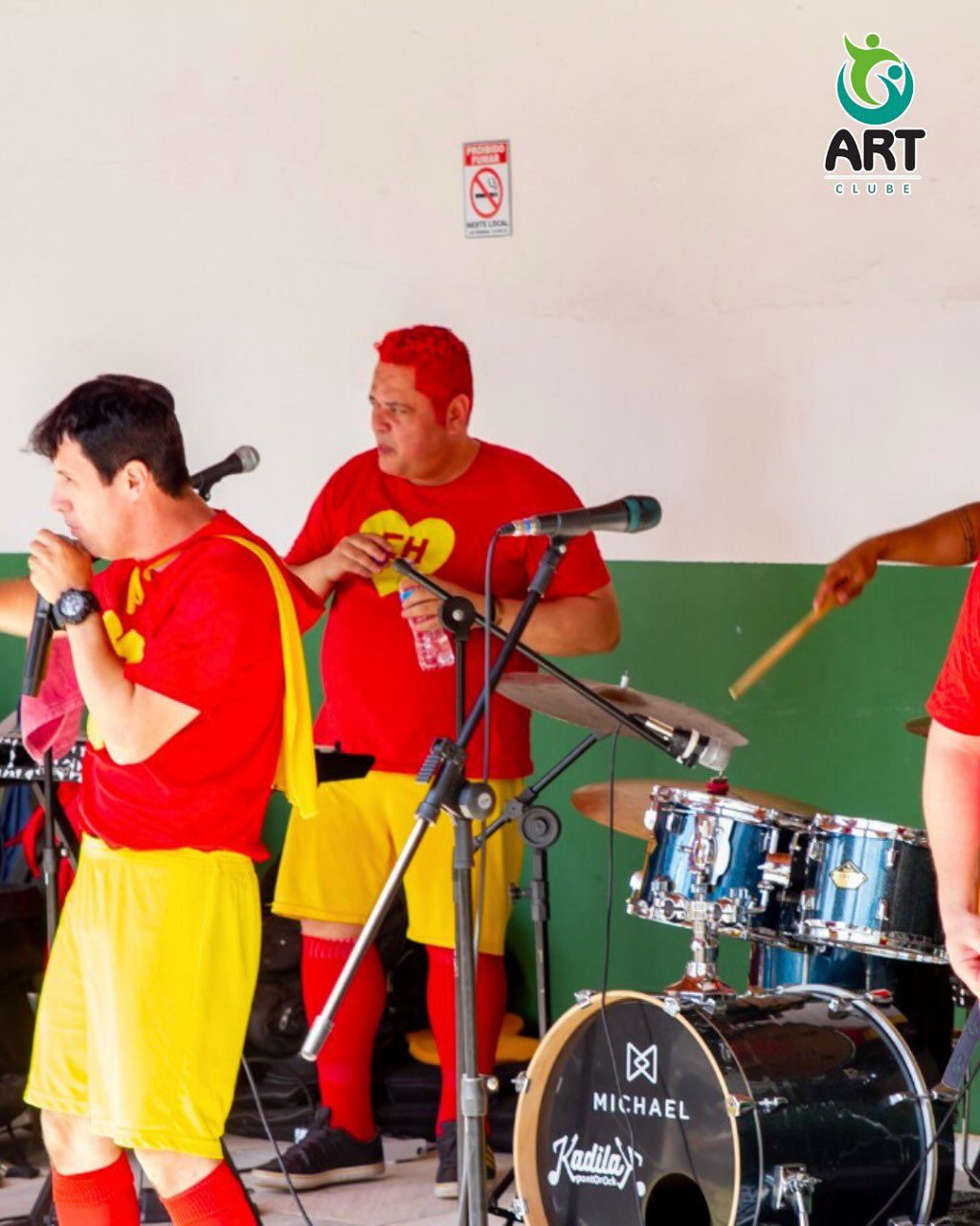 Instagram post from artclubeoficial. This post is in position 15.