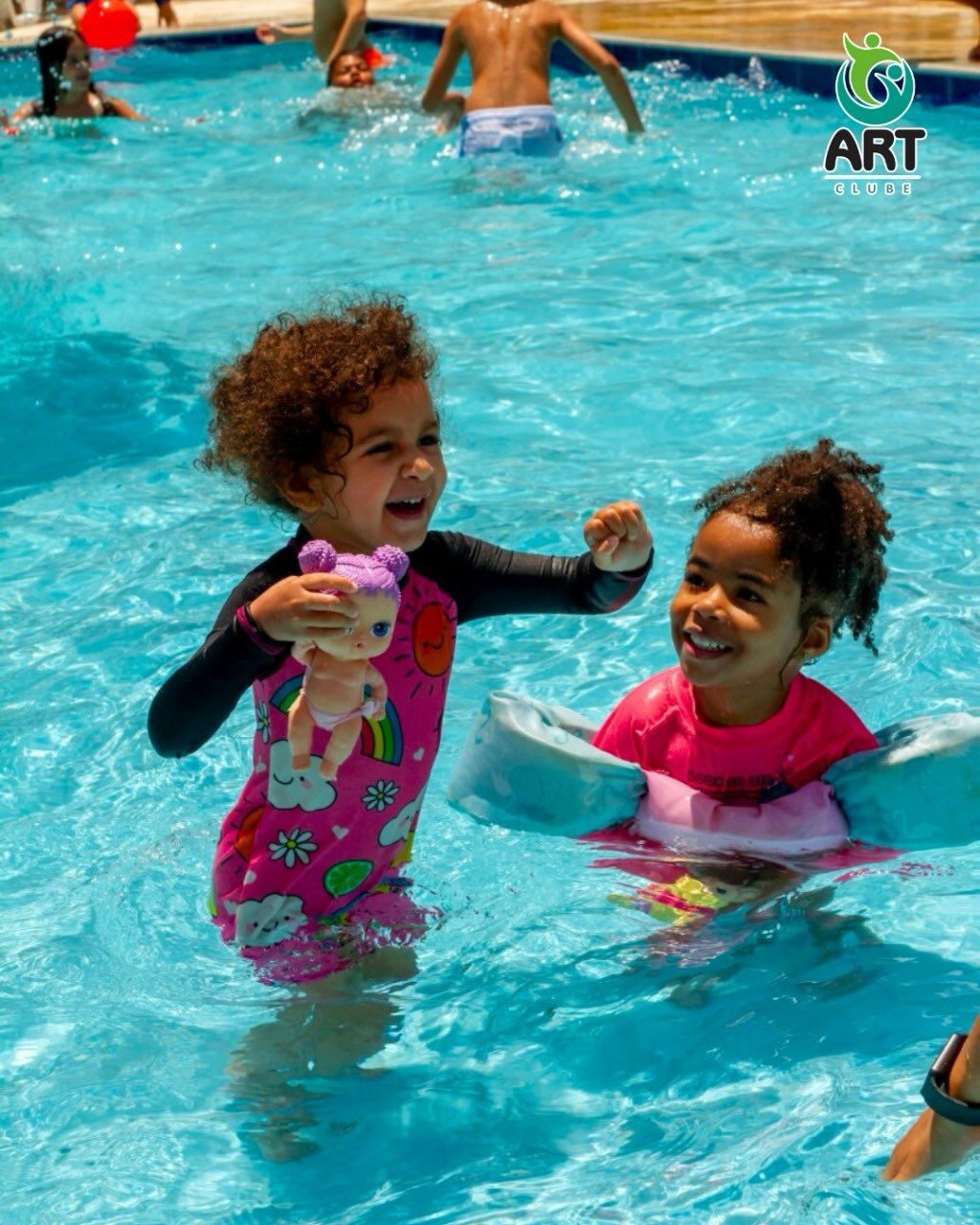 Instagram post from artclubeoficial. This post is in position 1.